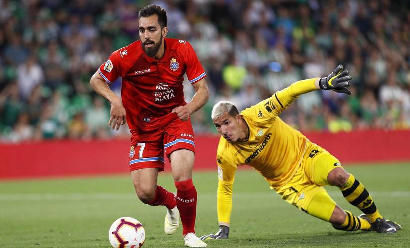 西甲保级VS争冠!巴伦西亚主场绝地反击?比利亚雷残阵破梅斯塔利亚